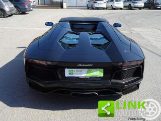 LAMBORGHINI Aventador usata, con USB