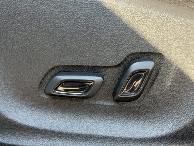 MG ZS usata 17