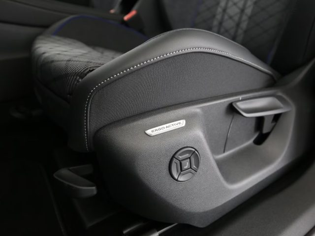 VOLKSWAGEN Tiguan usata, con Fendinebbia