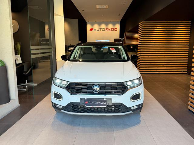 VOLKSWAGEN T-Roc usata, con Volante multifunzione