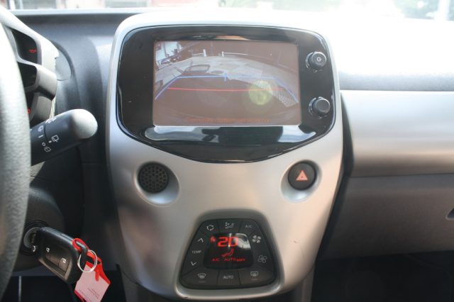 TOYOTA Aygo usata, con Bluetooth