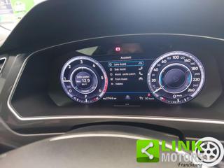 VOLKSWAGEN Tiguan usata, con Leve al volante