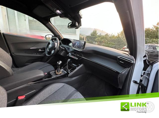 PEUGEOT 2008 usata 24