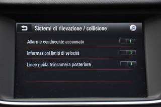 OPEL Crossland usata, con Fari LED