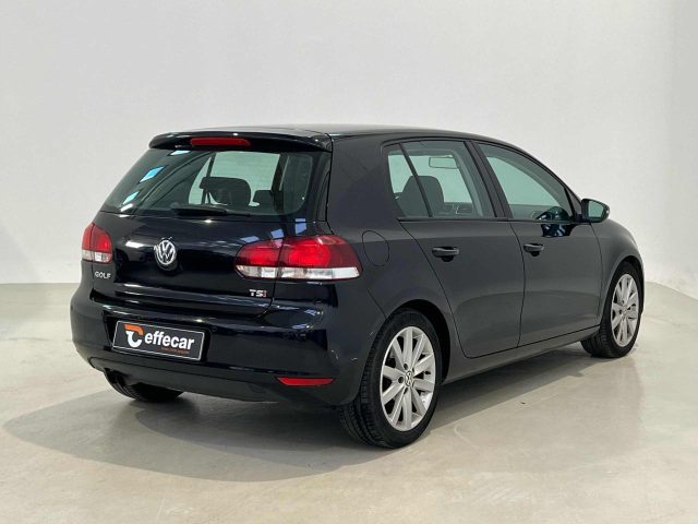 VOLKSWAGEN Golf usata, con Autoradio