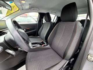 PEUGEOT 208 usata, con Autoradio