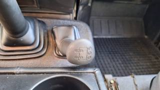 LAND ROVER Defender usata 28