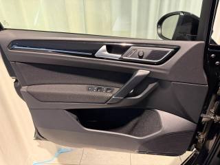 VOLKSWAGEN Golf Sportsvan usata, con Fendinebbia