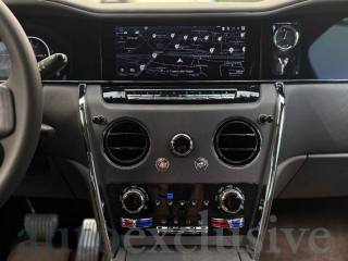 ROLLS-ROYCE Cullinan usata, con Bluetooth