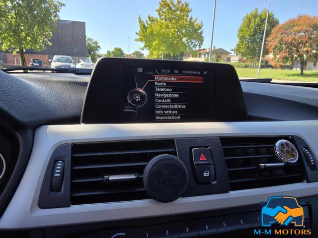 BMW 320 usata, con Park Distance Control