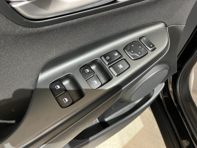 HYUNDAI Kona usata, con Servosterzo