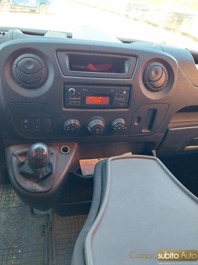 RENAULT Master usata 10