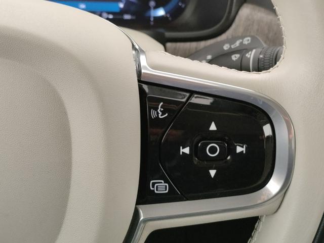 VOLVO V90 Cross Country usata, con Regolazione elettrica sedili