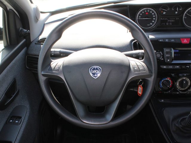 LANCIA Ypsilon usata, con Volante multifunzione