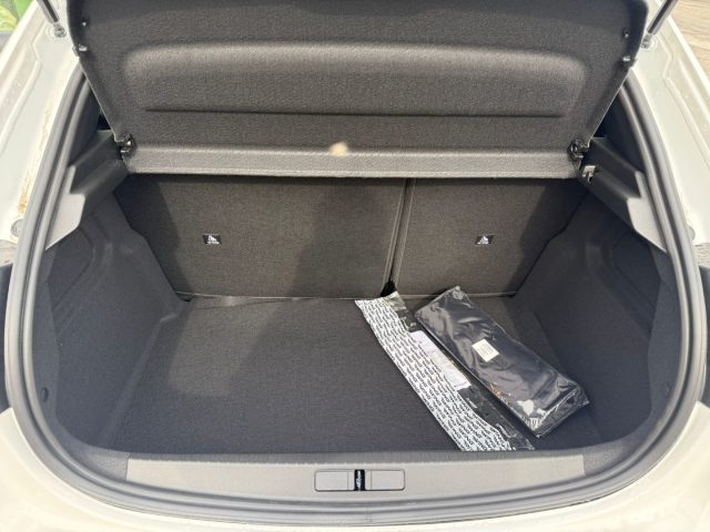 PEUGEOT 208 usata 27