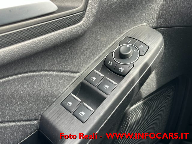 FORD Kuga usata, con Fari LED