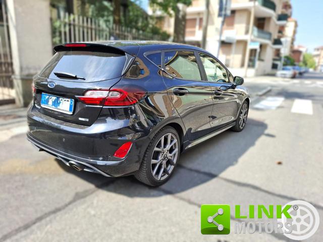 FORD Fiesta usata, con Cruise Control