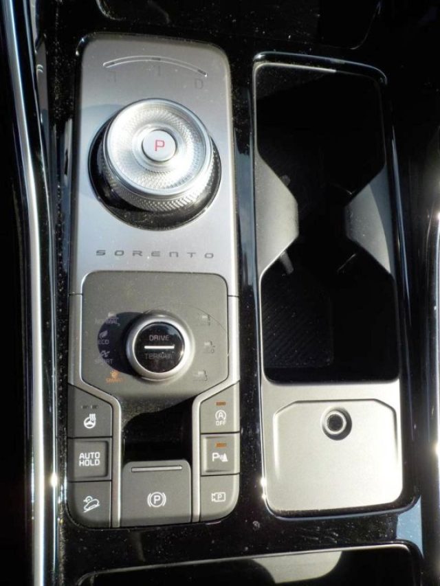 KIA Sorento usata, con Portellone posteriore elettrico