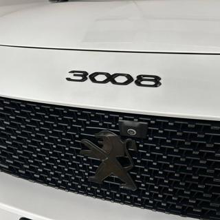 PEUGEOT 3008 usata, con Sensori di parcheggio posteriori