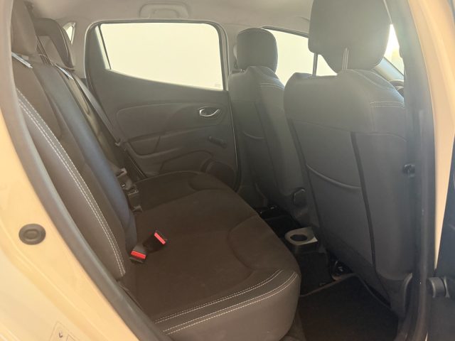 RENAULT Clio usata 17