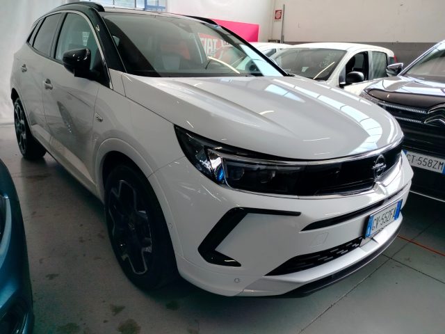 OPEL Grandland usata, con Autoradio
