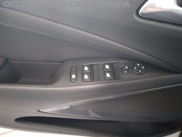 OPEL Crossland usata, con Airbag testa