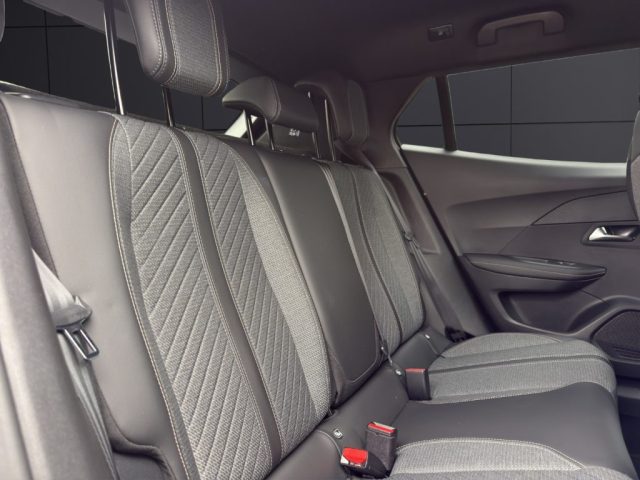 PEUGEOT 2008 usata, con Sensore di pioggia