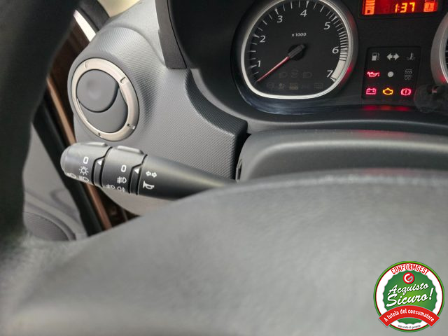 DACIA Duster usata, con Bluetooth