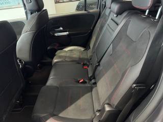 MERCEDES-BENZ GLB 200 usata, con Tettuccio apribile