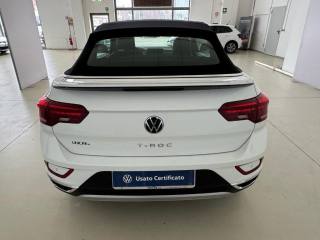VOLKSWAGEN T-Roc usata, con Autoradio