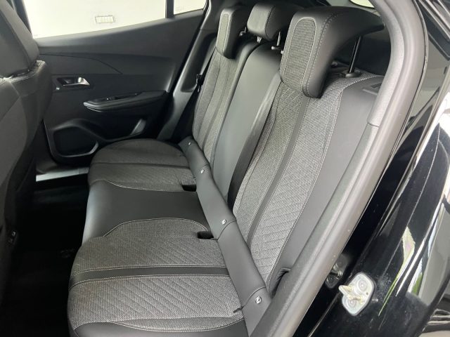 PEUGEOT 2008 usata, con Lettore CD