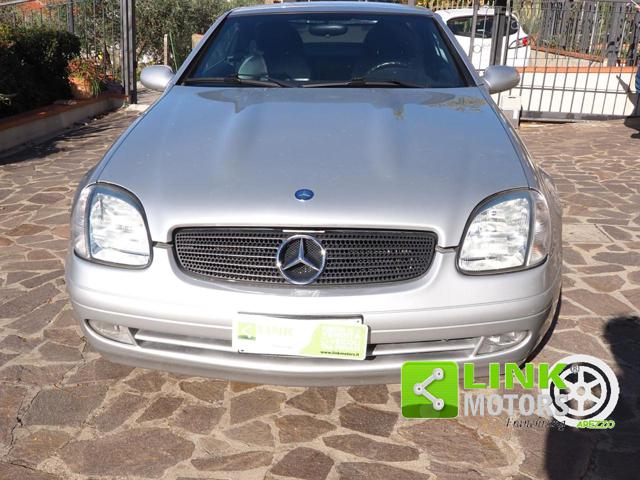 MERCEDES-BENZ SLK 200 usata, con Airbag