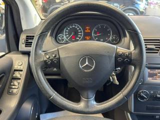 MERCEDES-BENZ A 160 usata, con ESP