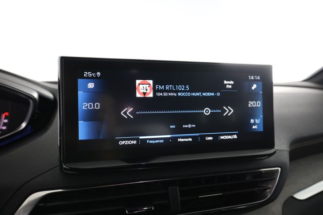 PEUGEOT 5008 usata 10
