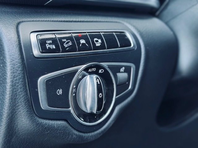 MERCEDES-BENZ V 250 usata, con USB
