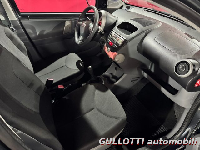 TOYOTA Aygo usata 17