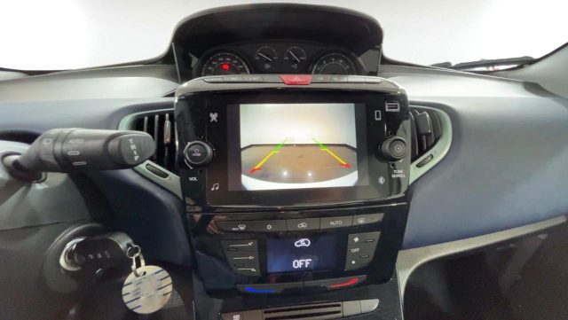 LANCIA Ypsilon usata, con Servosterzo