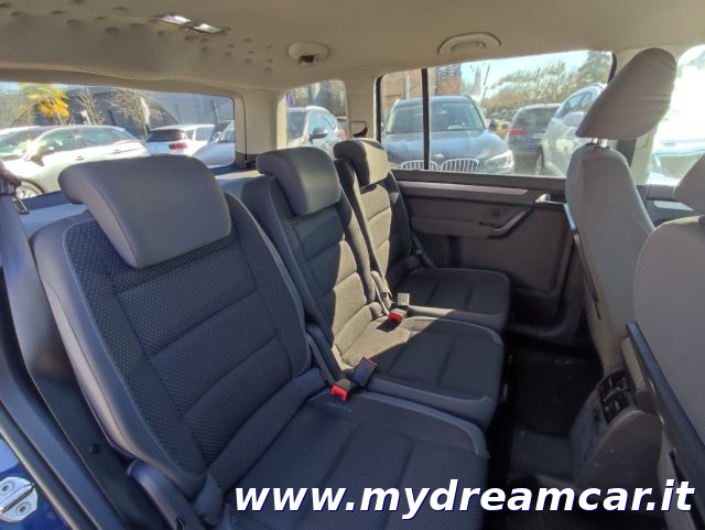 VOLKSWAGEN Touran usata, con ESP