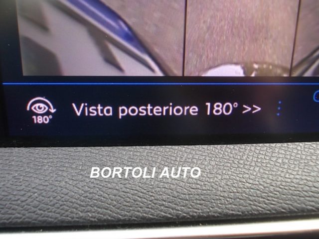 PEUGEOT 2008 usata, con Isofix