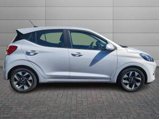 HYUNDAI i10 usata, con Airbag laterali
