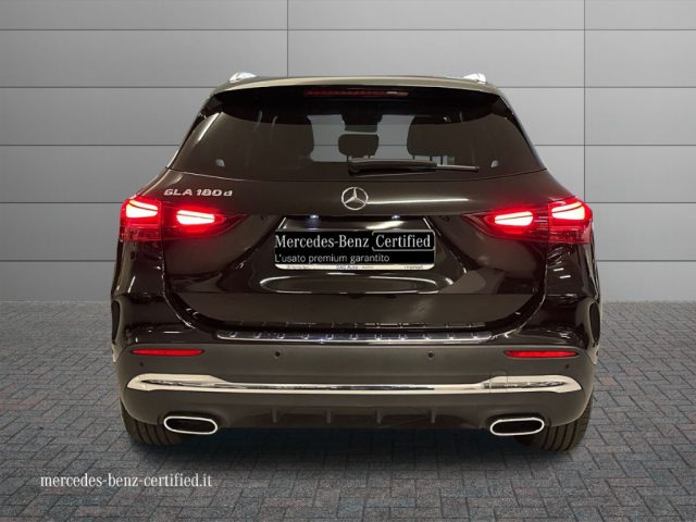 MERCEDES-BENZ GLA 180 usata, con Airbag Passeggero