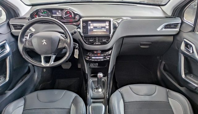 PEUGEOT 2008 usata, con Climatizzatore
