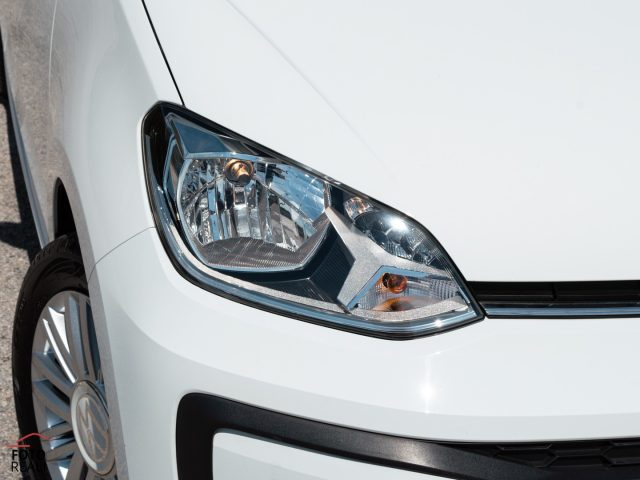 VOLKSWAGEN up! usata, con Sedile posteriore sdoppiato