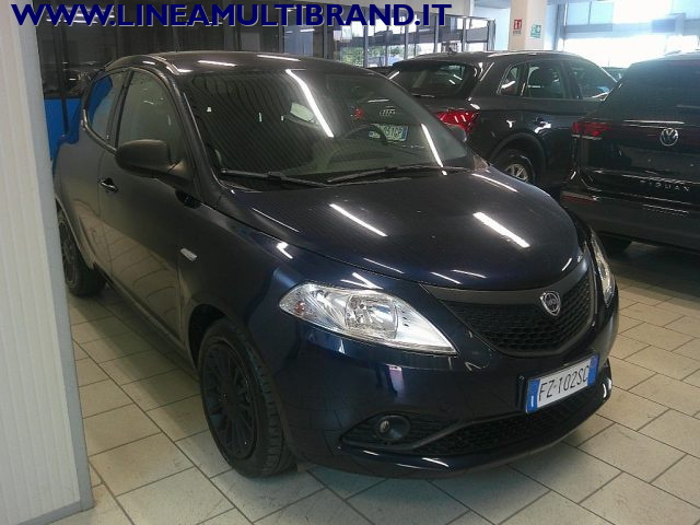 LANCIA Ypsilon usata, con Autoradio