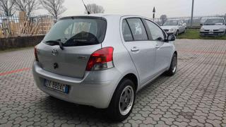 TOYOTA Yaris usata, con Alzacristalli elettrici