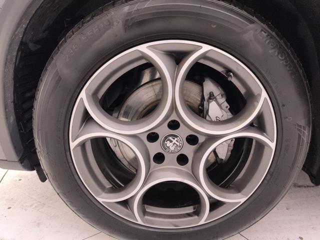 ALFA ROMEO Stelvio usata, con Chiusura centralizzata