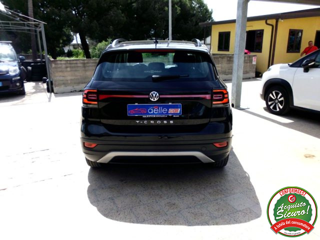 VOLKSWAGEN T-Cross usata, con Autoradio