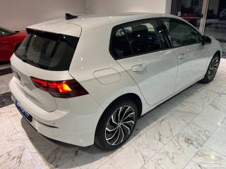 VOLKSWAGEN Golf usata, con Airbag