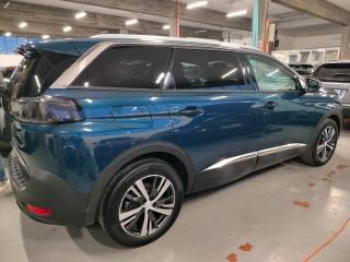 PEUGEOT 5008 usata, con Autoradio