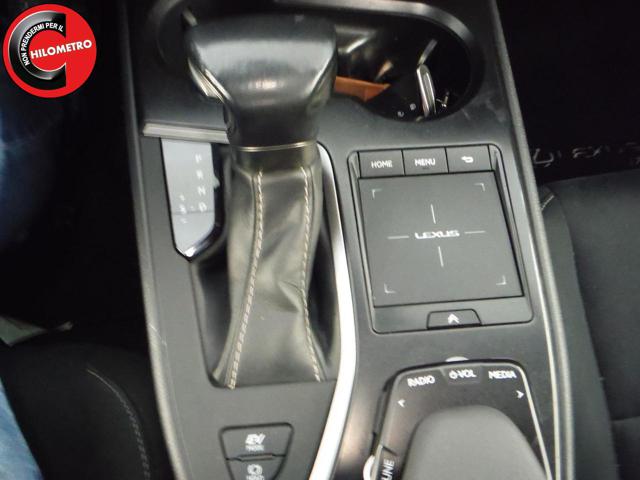 LEXUS UX 250h usata, con Controllo trazione
